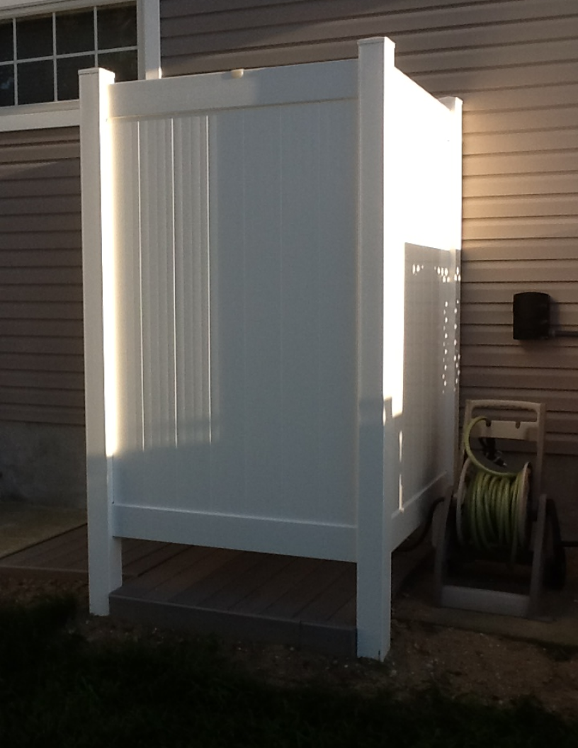 Photos of Outdoor Shower Enclosures for Outside Showers ...